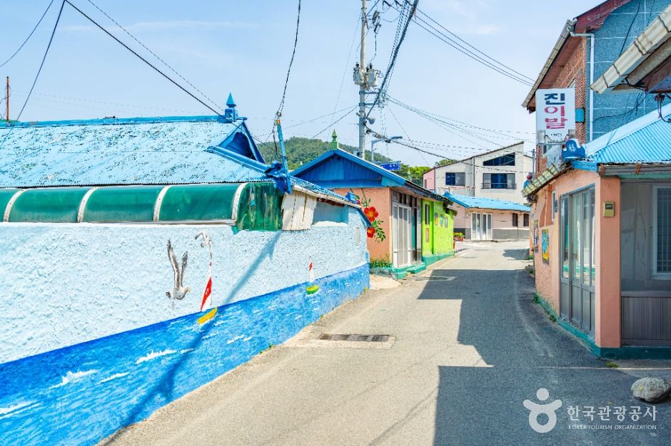 후포리 벽화마을 여행 추천 - 메고지고