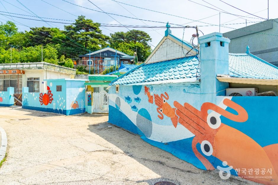 후포리 벽화마을 여행 추천 - 메고지고