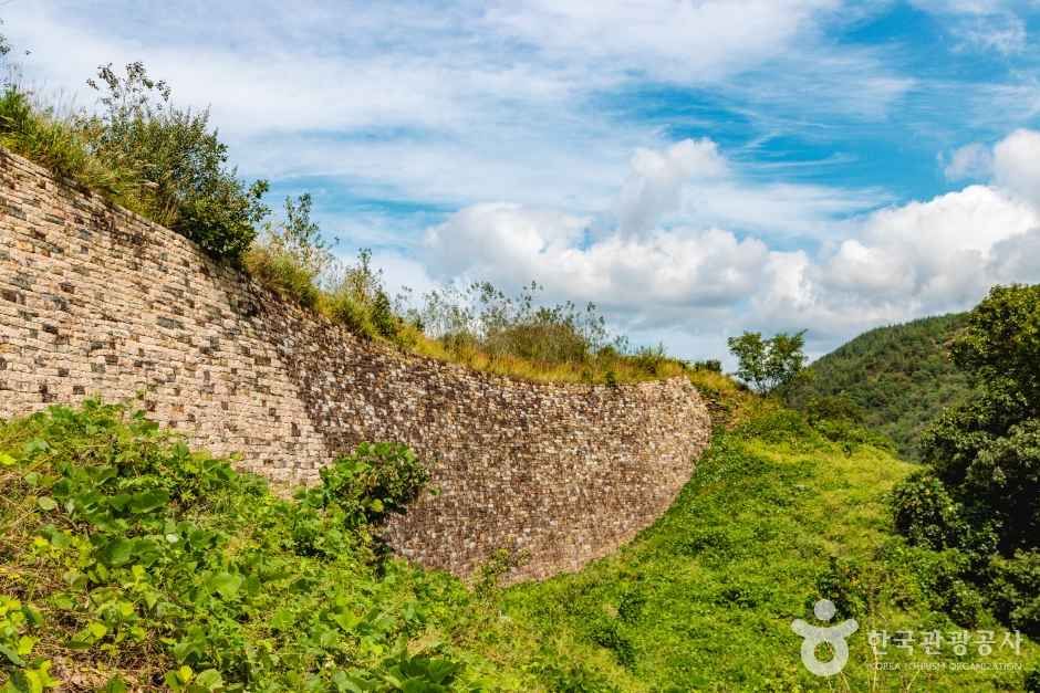 고모산성 여행 추천 - 메고지고 고모산성 여행 추천 - 메고지고