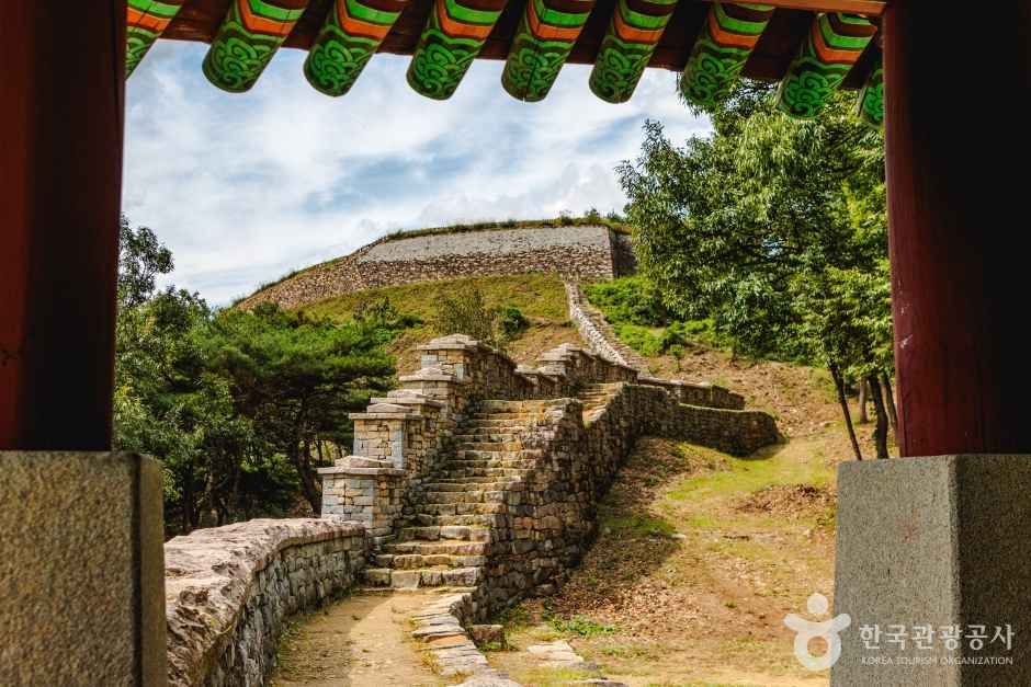 고모산성 여행 추천 - 메고지고 고모산성 여행 추천 - 메고지고