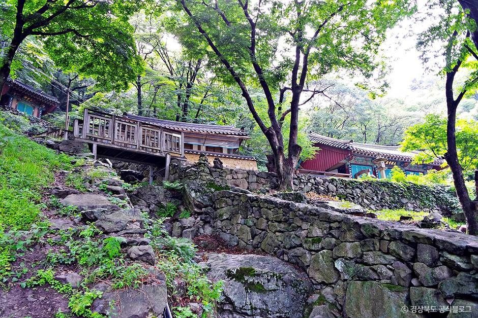 단석산 여행 추천 - 메고지고