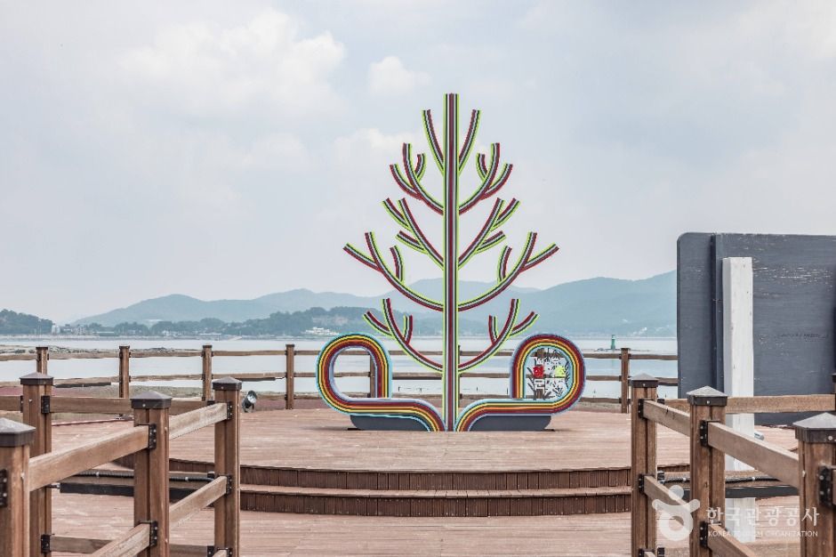 석모도 칠면초 군락지 여행 추천 - 메고지고