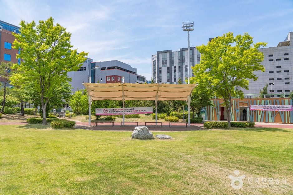 한우물근린공원 여행 추천 - 메고지고