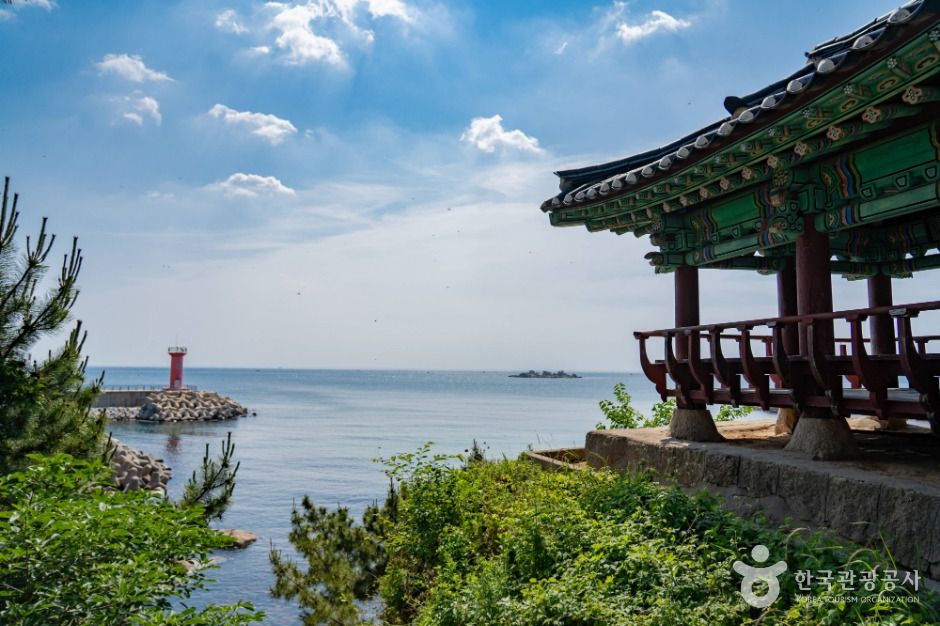 천학정 여행 추천 - 메고지고
