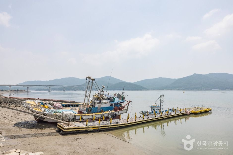 황청포구 여행 추천 - 메고지고