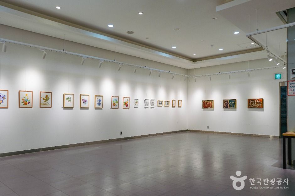 서울특별시교육청 양천도서관 여행 추천 - 메고지고