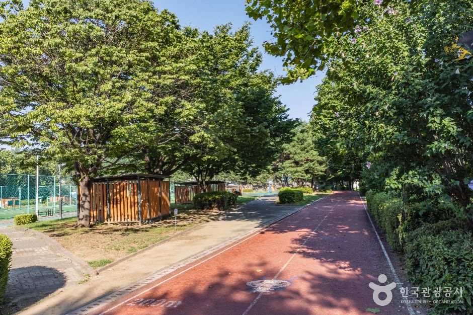 승학체육공원 여행 추천 - 메고지고 승학체육공원 여행 추천 - 메고지고