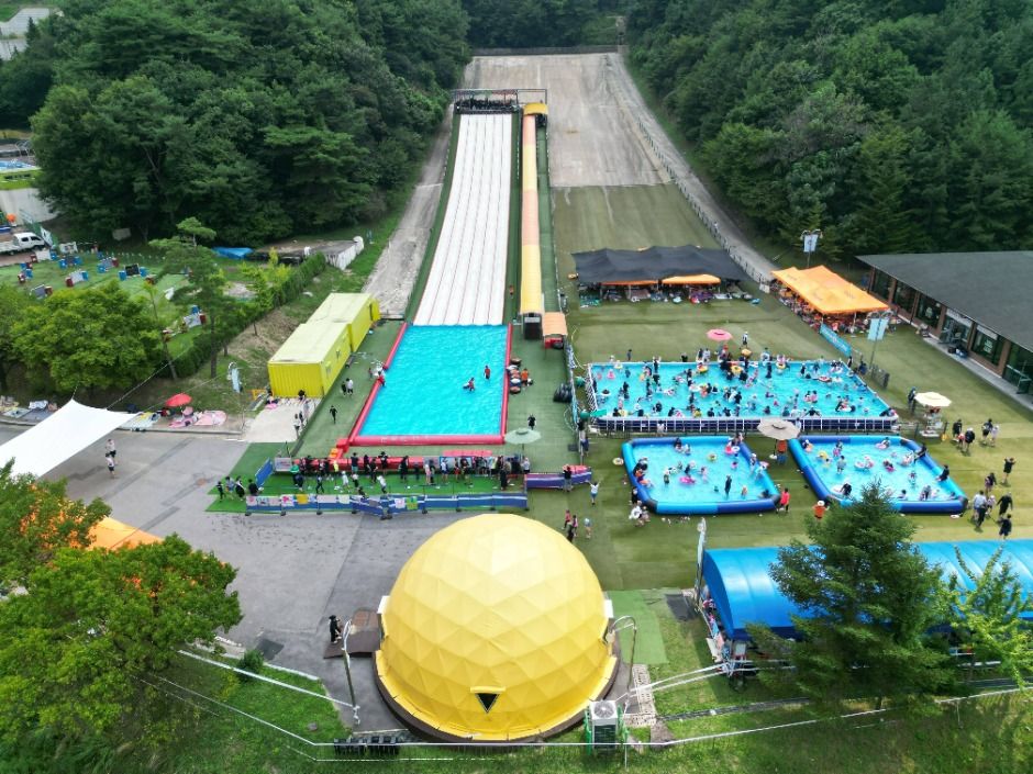 용인시청소년수련원 사계절썰매장 여행 추천 - 메고지고 용인시청소년수련원 사계절썰매장 여행 추천 - 메고지고