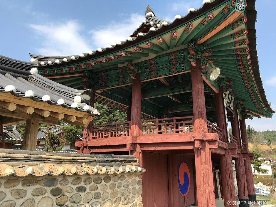 평창향교 여행 추천 - 메고지고