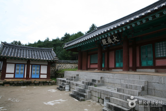 평창향교 여행 추천 - 메고지고
