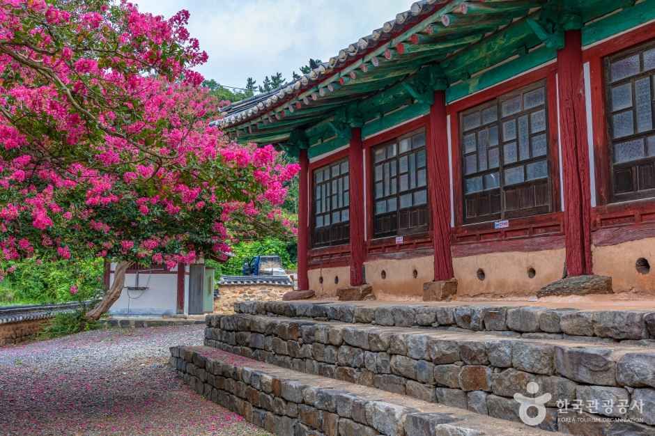 옥구향교 여행 추천 - 메고지고 옥구향교 여행 추천 - 메고지고