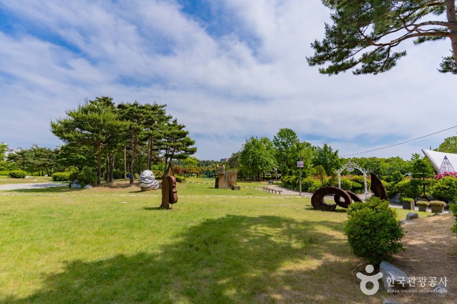옥구공원 여행 추천 - 메고지고 옥구공원 여행 추천 - 메고지고