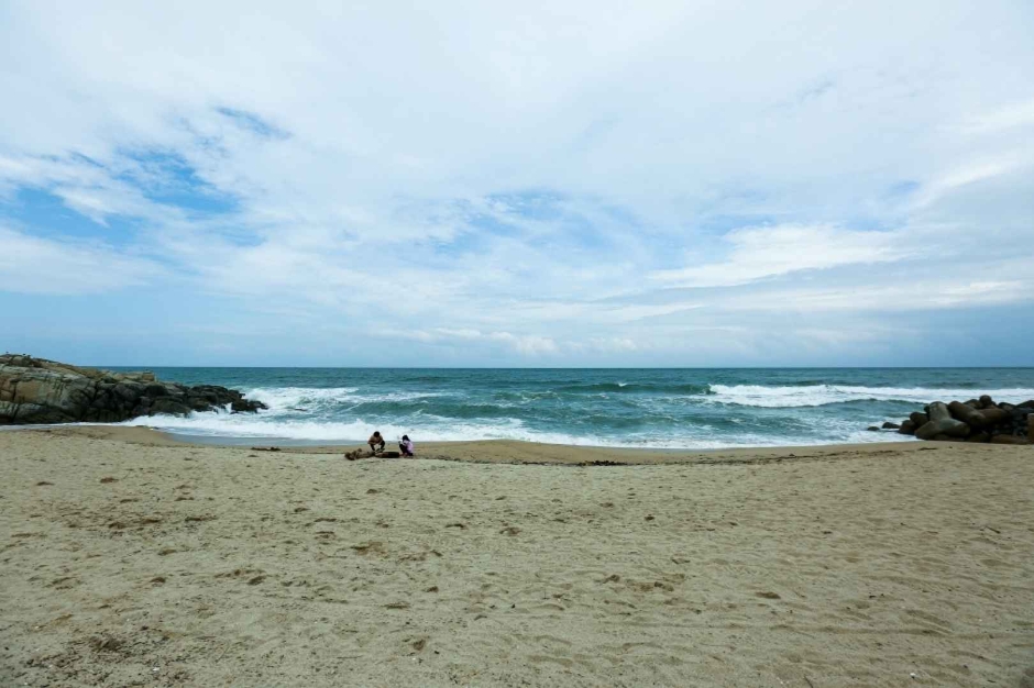 사근진해변(사근진해수욕장) 여행 추천 - 메고지고 사근진해변(사근진해수욕장) 여행 추천 - 메고지고