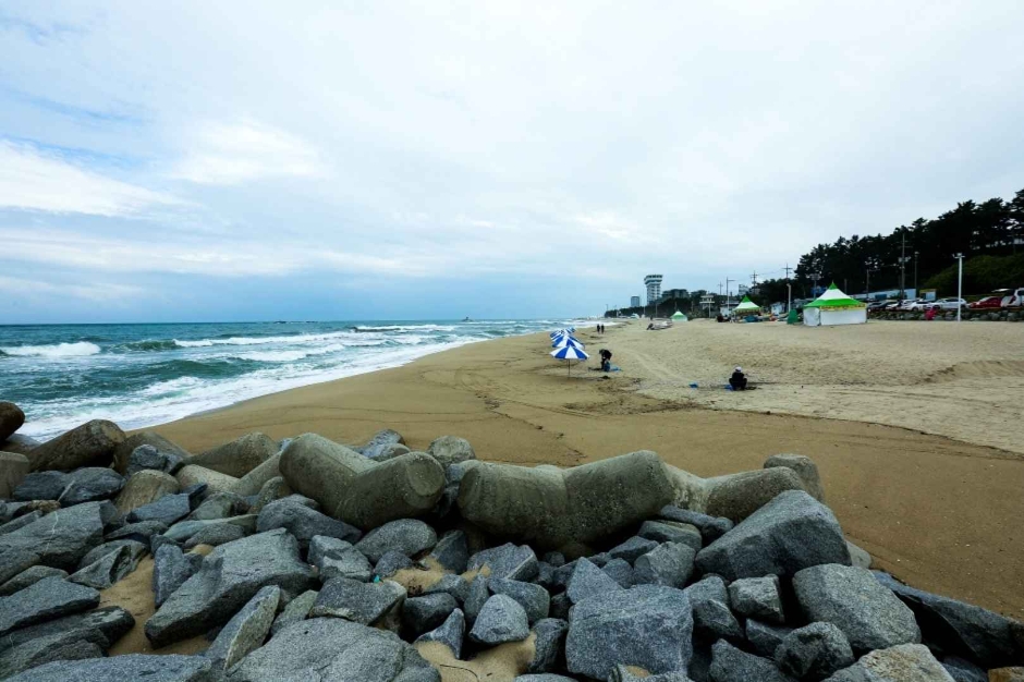 사근진해변(사근진해수욕장) 여행 추천 - 메고지고 사근진해변(사근진해수욕장) 여행 추천 - 메고지고
