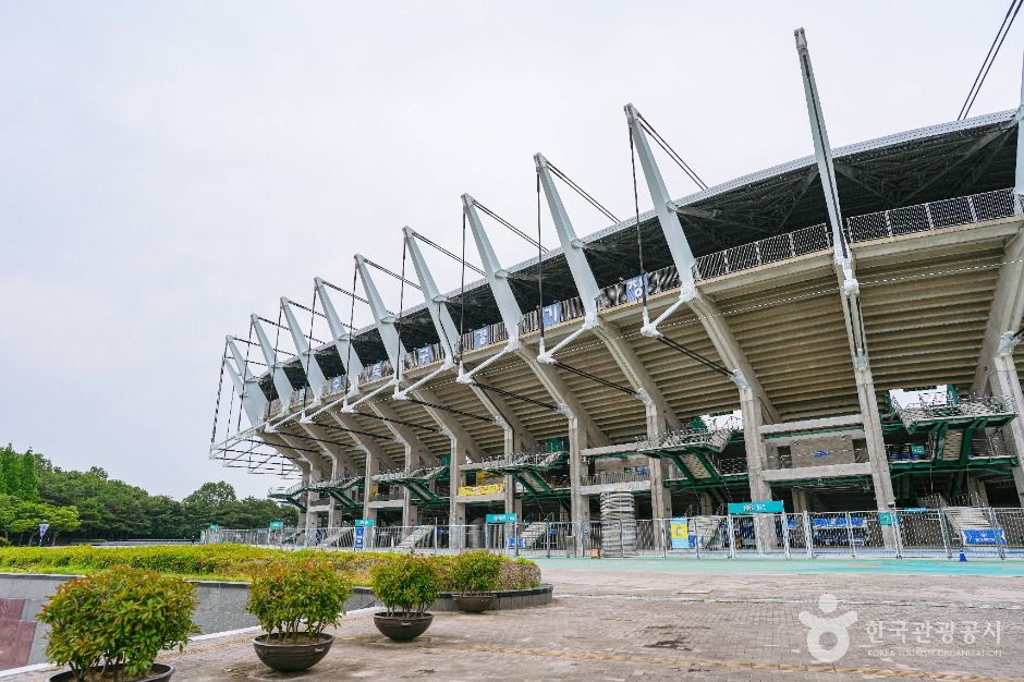 울산체육공원 여행 추천 - 메고지고 울산체육공원 여행 추천 - 메고지고