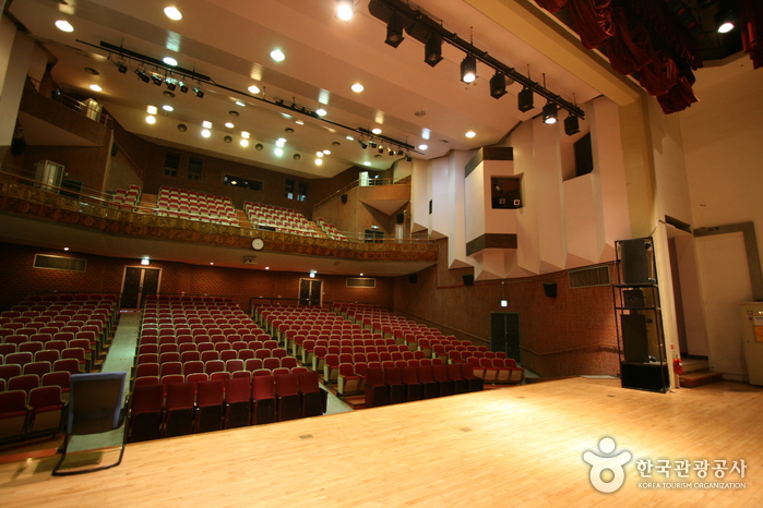 고양시문예회관 여행 추천 - 메고지고 고양시문예회관 여행 추천 - 메고지고