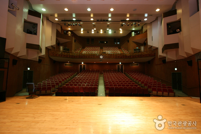 고양시문예회관 여행 추천 - 메고지고 고양시문예회관 여행 추천 - 메고지고