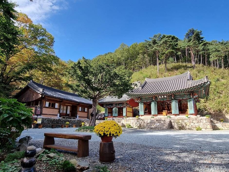 석골사 여행 추천 - 메고지고