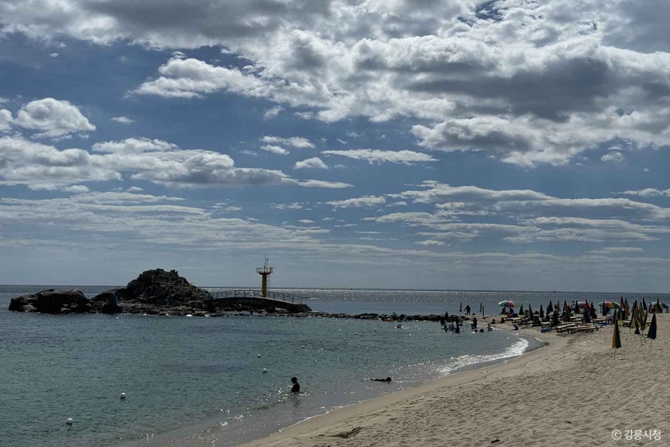 사천진해변(사천뒷불해수욕장) 여행 추천 - 메고지고