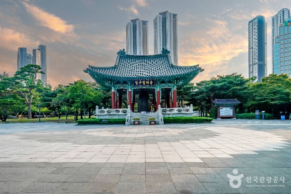 국채보상운동기념공원 여행 추천 - 메고지고 국채보상운동기념공원 여행 추천 - 메고지고
