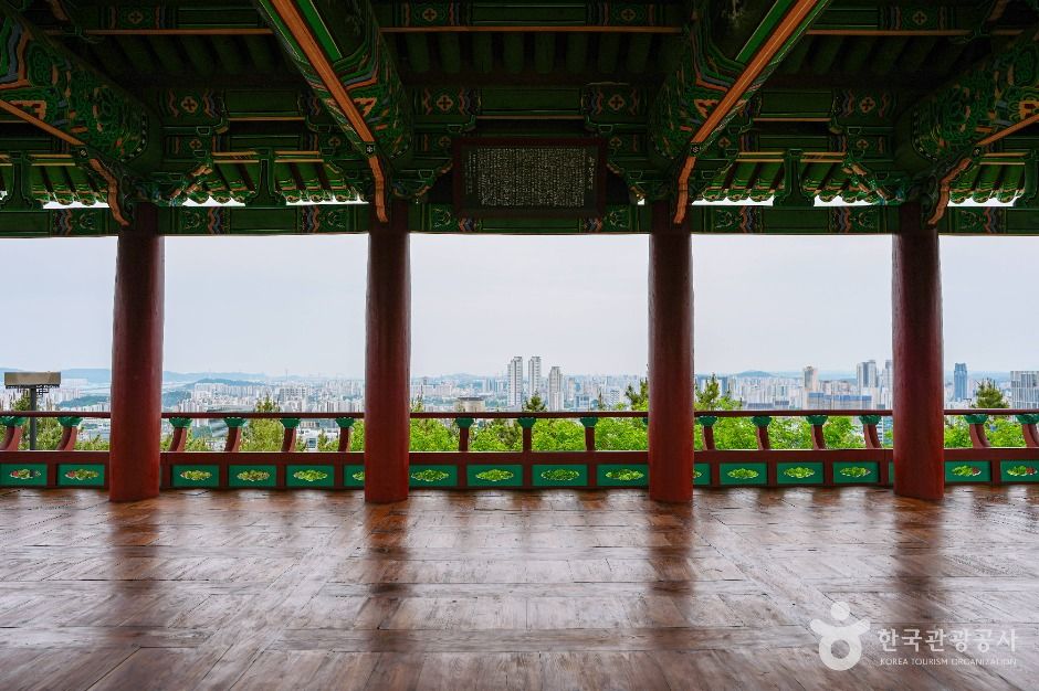 함월루 여행 추천 - 메고지고 함월루 여행 추천 - 메고지고