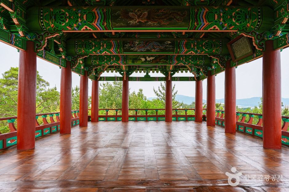 함월루 여행 추천 - 메고지고 함월루 여행 추천 - 메고지고