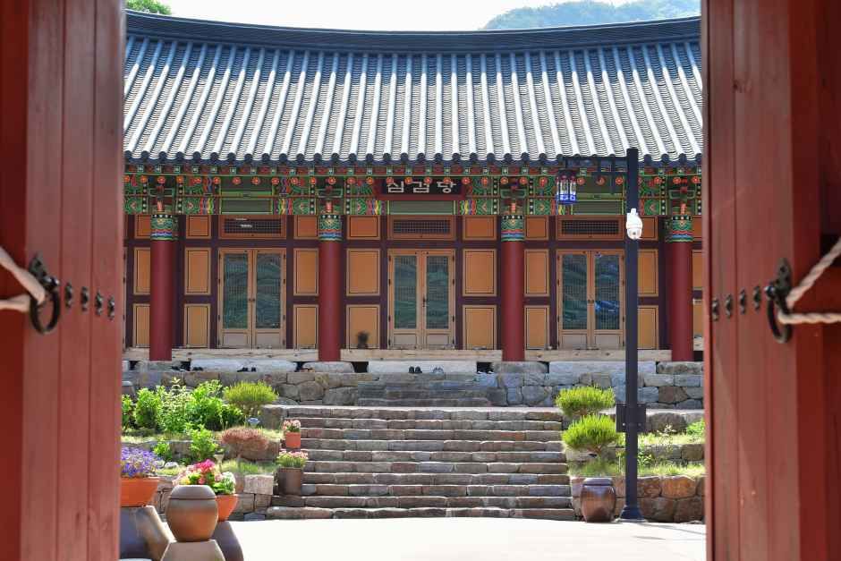 인문힐링센터 여명 여행 추천 - 메고지고 인문힐링센터 여명 여행 추천 - 메고지고