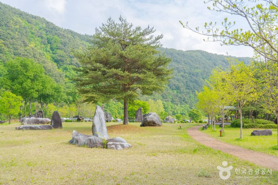 평창 바위공원 여행 추천 - 메고지고 평창 바위공원 여행 추천 - 메고지고
