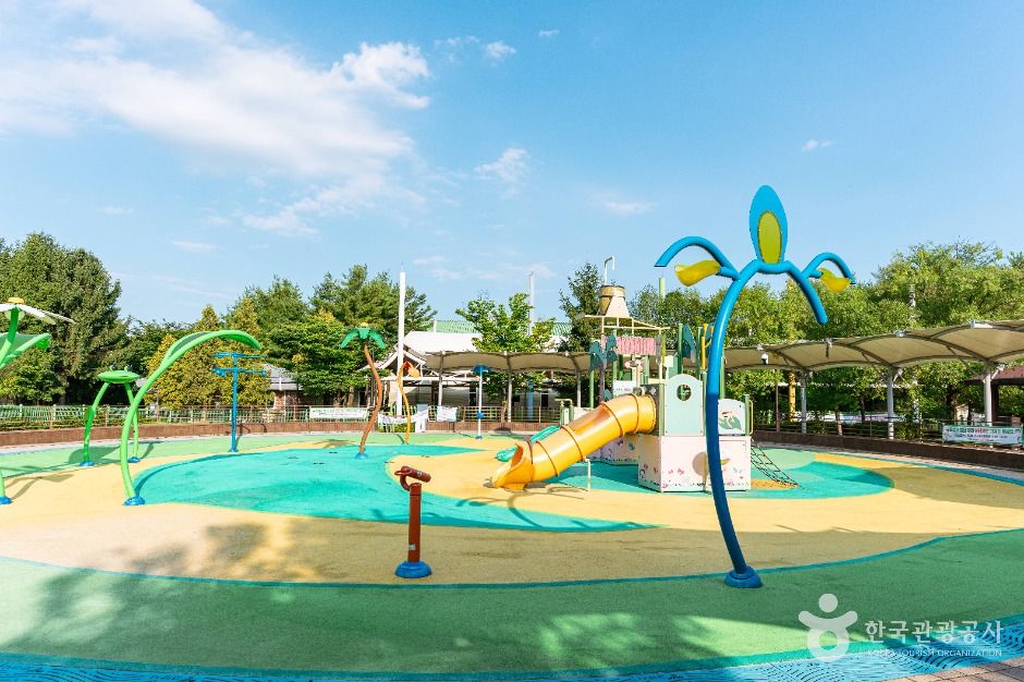 중산체육공원 여행 추천 - 메고지고 중산체육공원 여행 추천 - 메고지고