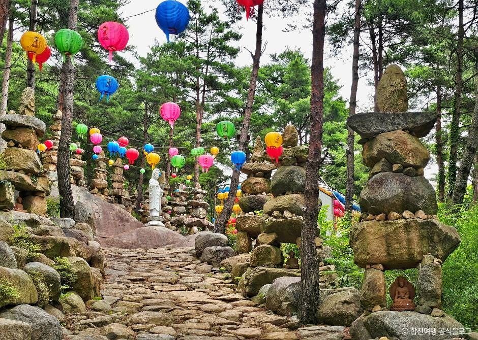 천불천탑 여행 추천 - 메고지고 천불천탑 여행 추천 - 메고지고