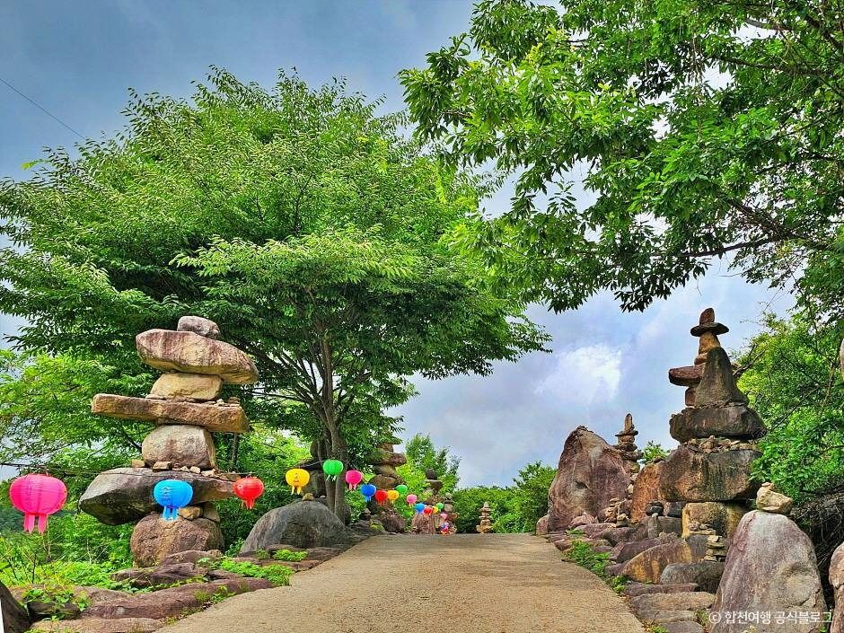 천불천탑 여행 추천 - 메고지고 천불천탑 여행 추천 - 메고지고