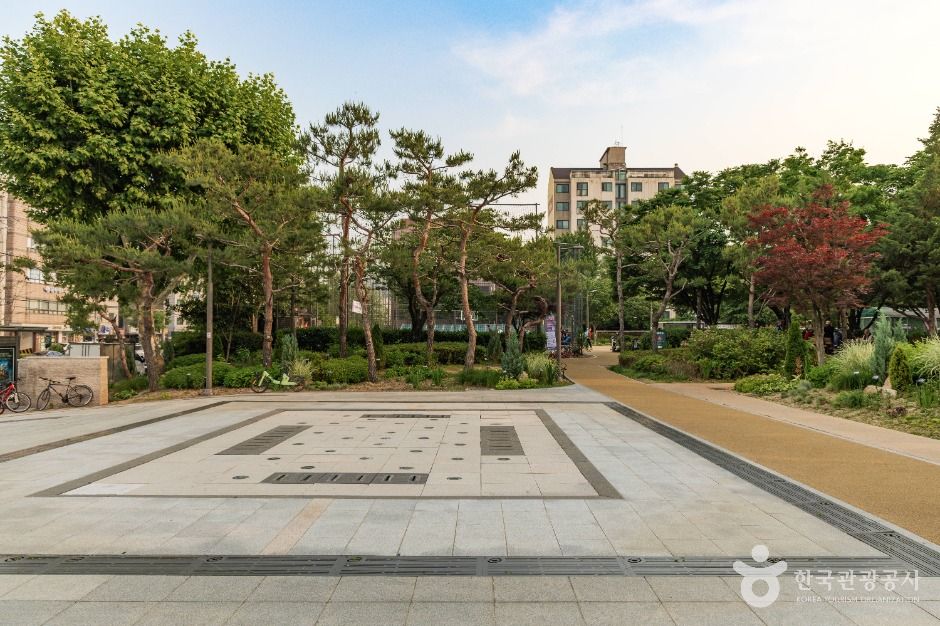 장안근린공원 여행 추천 - 메고지고 장안근린공원 여행 추천 - 메고지고