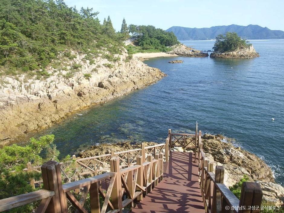 병풍바위 전망대 여행 추천 - 메고지고 병풍바위 전망대 여행 추천 - 메고지고
