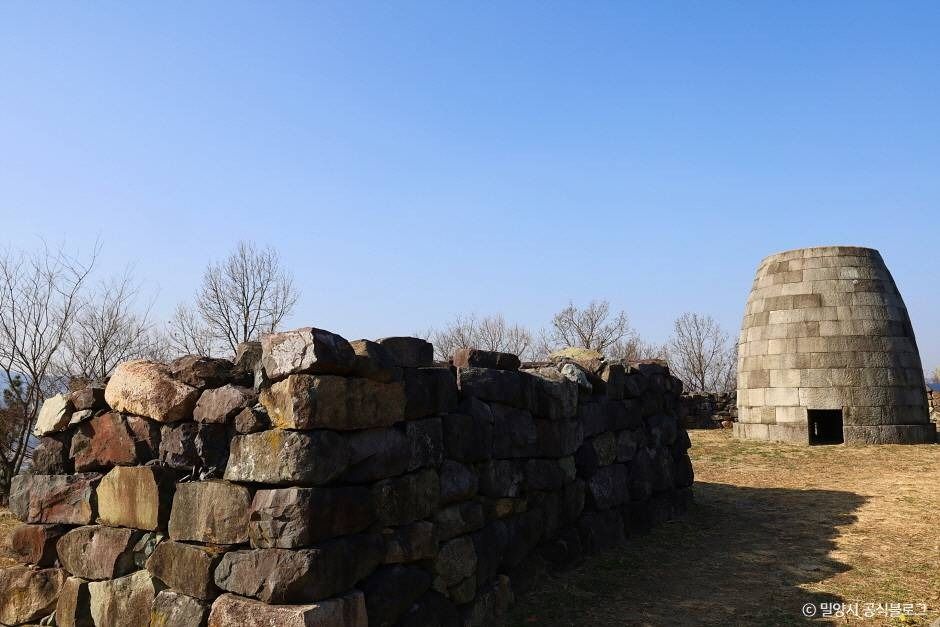 추화산성 여행 추천 - 메고지고 추화산성 여행 추천 - 메고지고