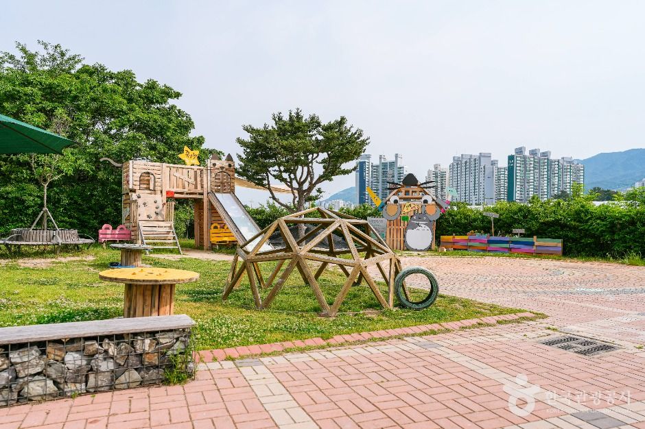 세대공감창의놀이터 여행 추천 - 메고지고 세대공감창의놀이터 여행 추천 - 메고지고
