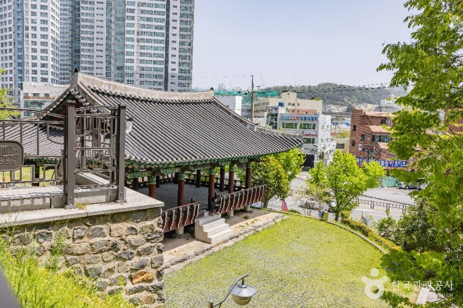 부산진성공원 여행 추천 - 메고지고 부산진성공원 여행 추천 - 메고지고