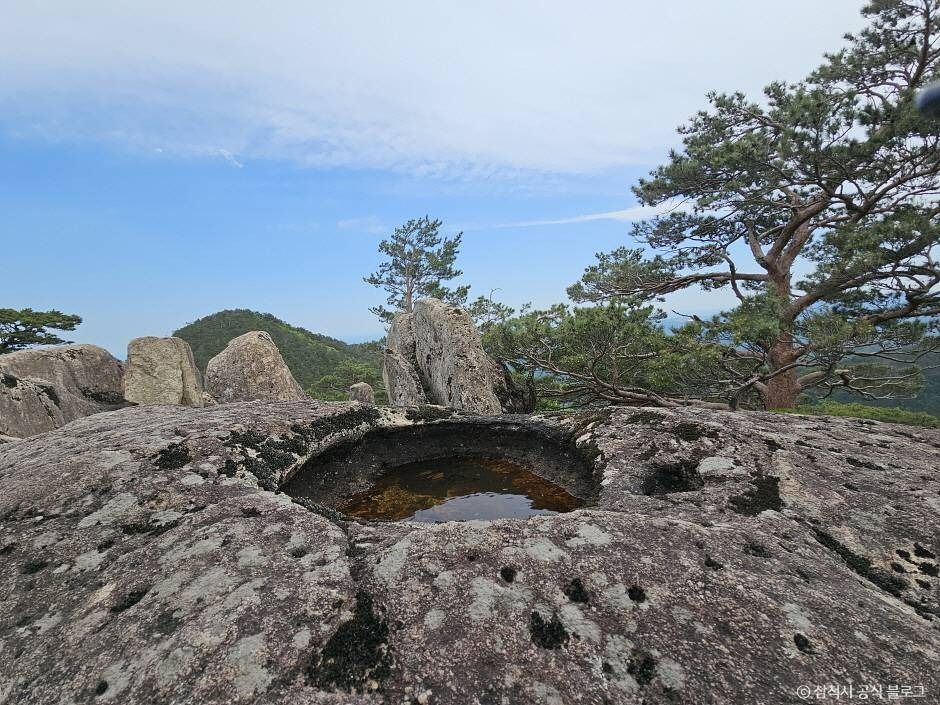 쉰움산 여행 추천 - 메고지고