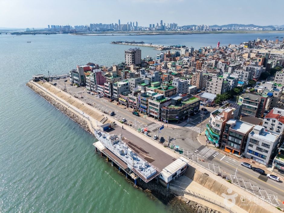 시흥 오이도마을 여행 추천 - 메고지고 시흥 오이도마을 여행 추천 - 메고지고
