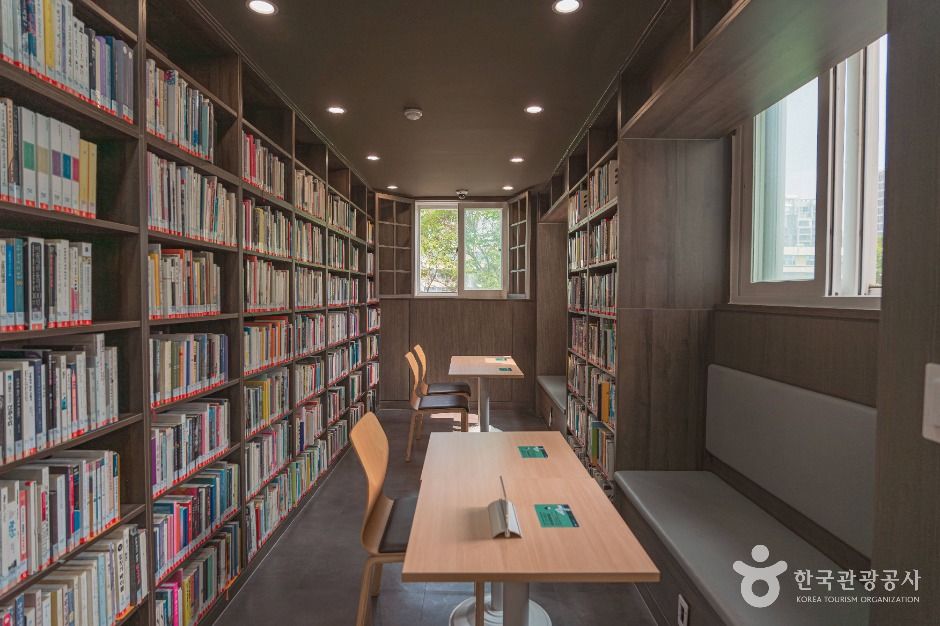 서울특별시교육청 강남도서관 여행 추천 - 메고지고 서울특별시교육청 강남도서관 여행 추천 - 메고지고