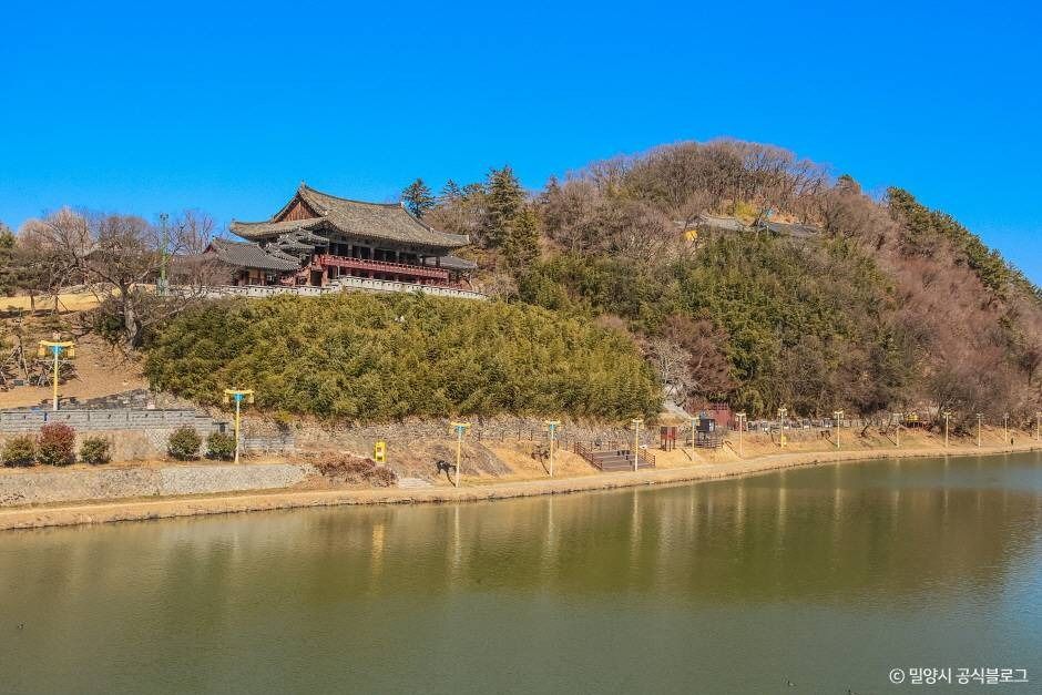 무봉사 여행 추천 - 메고지고 무봉사 여행 추천 - 메고지고
