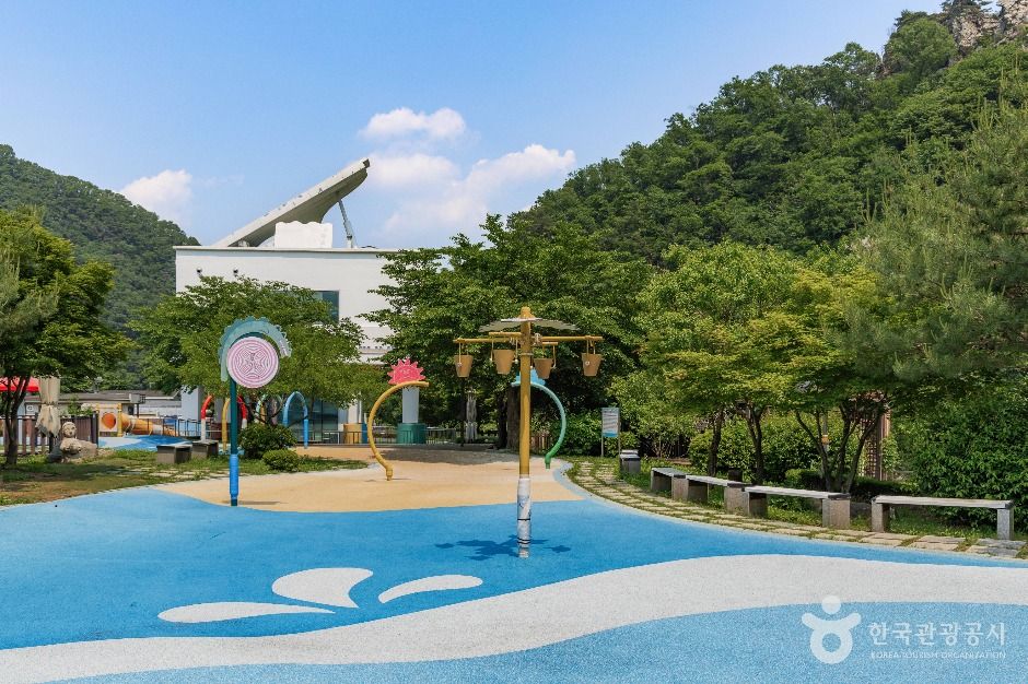 화도푸른물센터 피아노폭포 여행 추천 - 메고지고