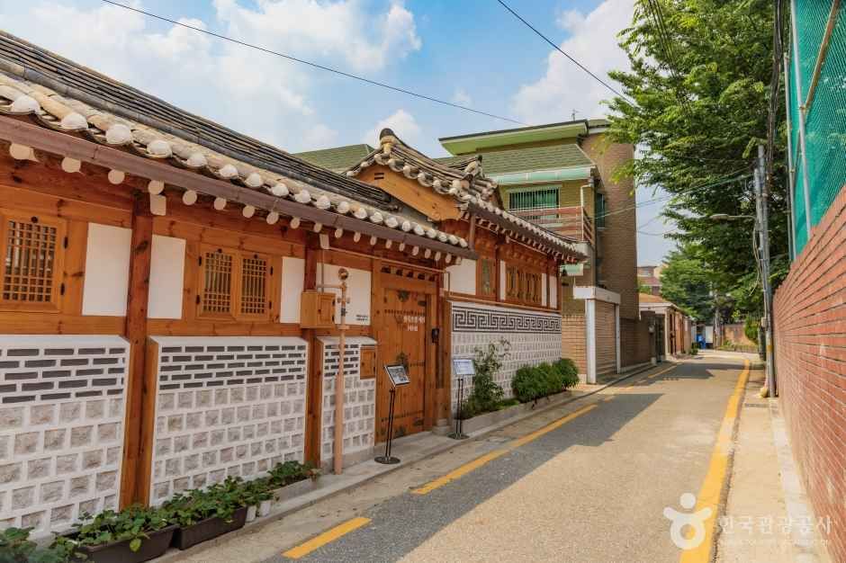 서촌마을 여행 추천 - 메고지고