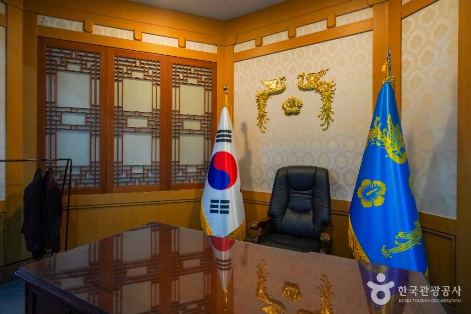 김영삼대통령 기록전시관 여행 추천 - 메고지고 김영삼대통령 기록전시관 여행 추천 - 메고지고