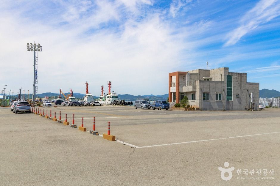 삼천포신항 여행 추천 - 메고지고 삼천포신항 여행 추천 - 메고지고
