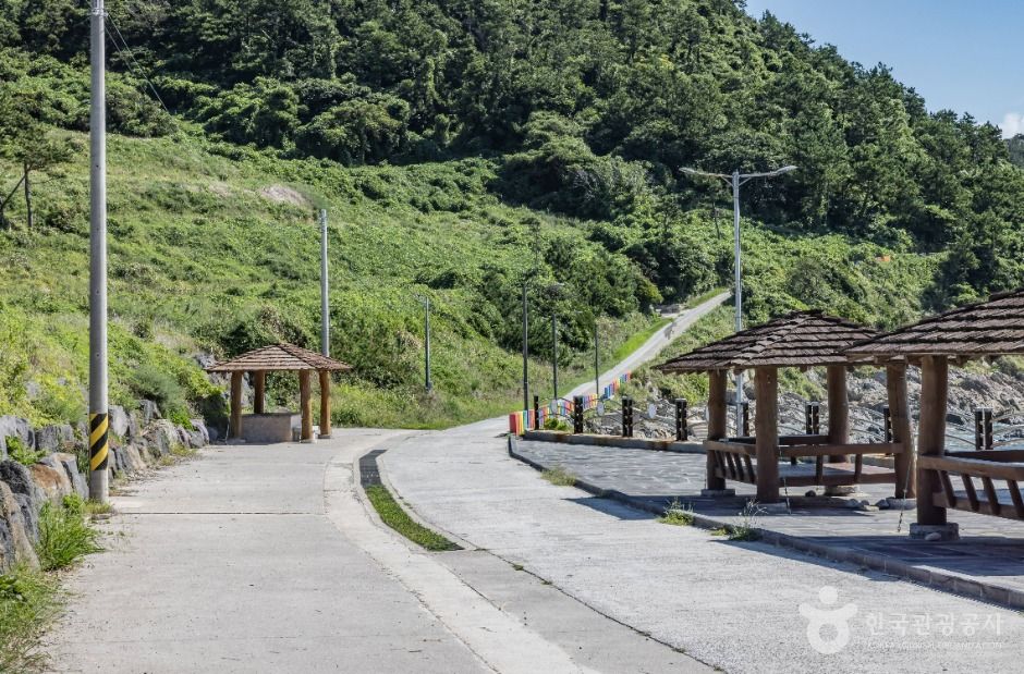 모진이몽돌해변 여행 추천 - 메고지고