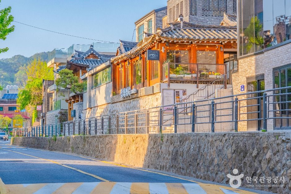 삼청동거리 여행 추천 - 메고지고 삼청동거리 여행 추천 - 메고지고