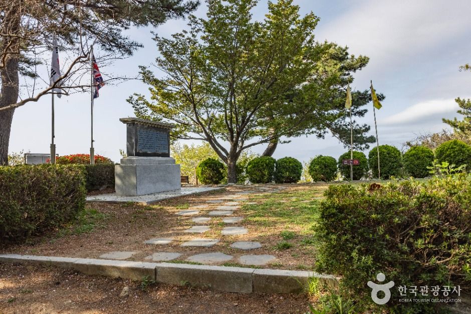 신선대(부산) 여행 추천 - 메고지고 신선대(부산) 여행 추천 - 메고지고