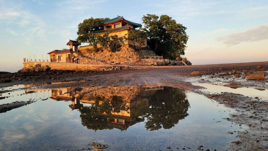 간월암(서산) 여행 추천 - 메고지고 간월암(서산) 여행 추천 - 메고지고