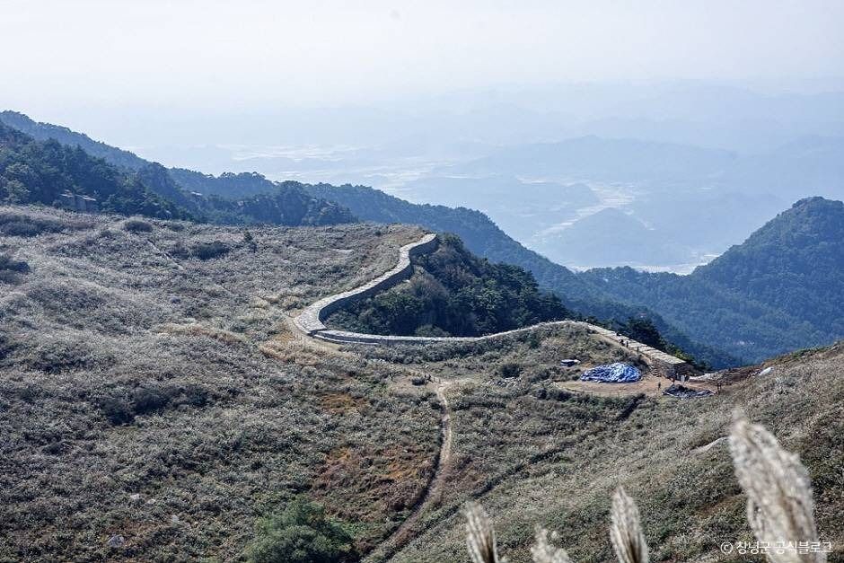 화왕산군립공원 여행 추천 - 메고지고 화왕산군립공원 여행 추천 - 메고지고