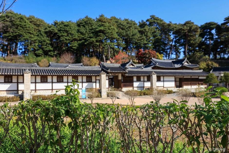 강릉 선교장 여행 추천 - 메고지고 강릉 선교장 여행 추천 - 메고지고